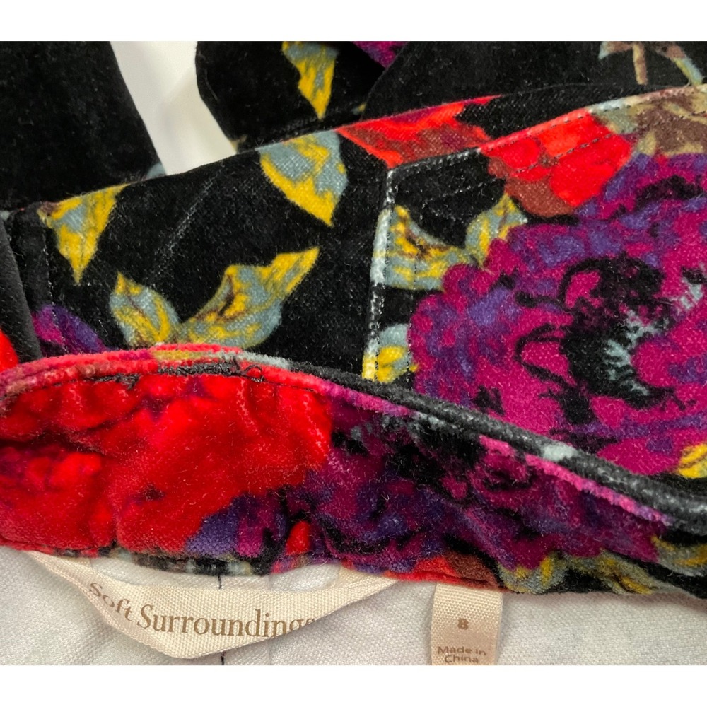 Soft Surroundings Black Floral Velvet Pants Women's Size 8 Red Rose Print - Picture 13 of 15